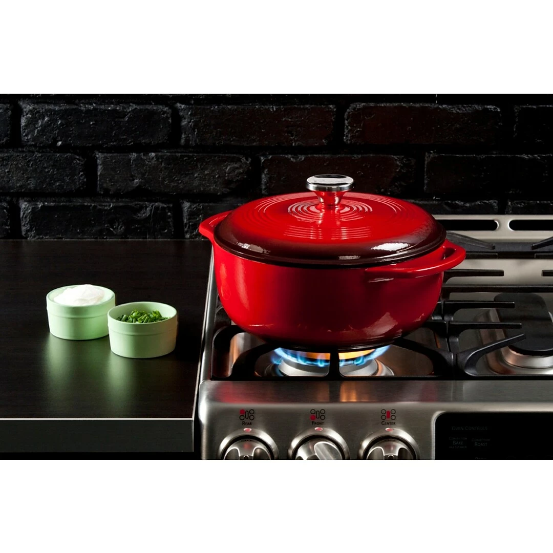 Lodge Enameled Cast Iron Dutch Oven 4.5 Quart Red EC4D43 - Image 2